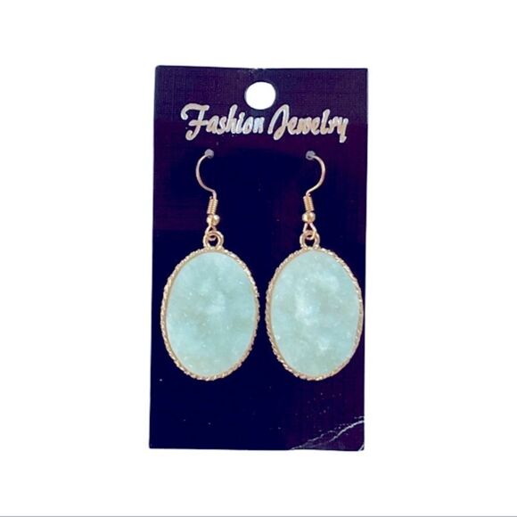 Light Mint/Sea Foam Green Druzy Stone Fishhook Earrings • NWT - Picture 3 of 7